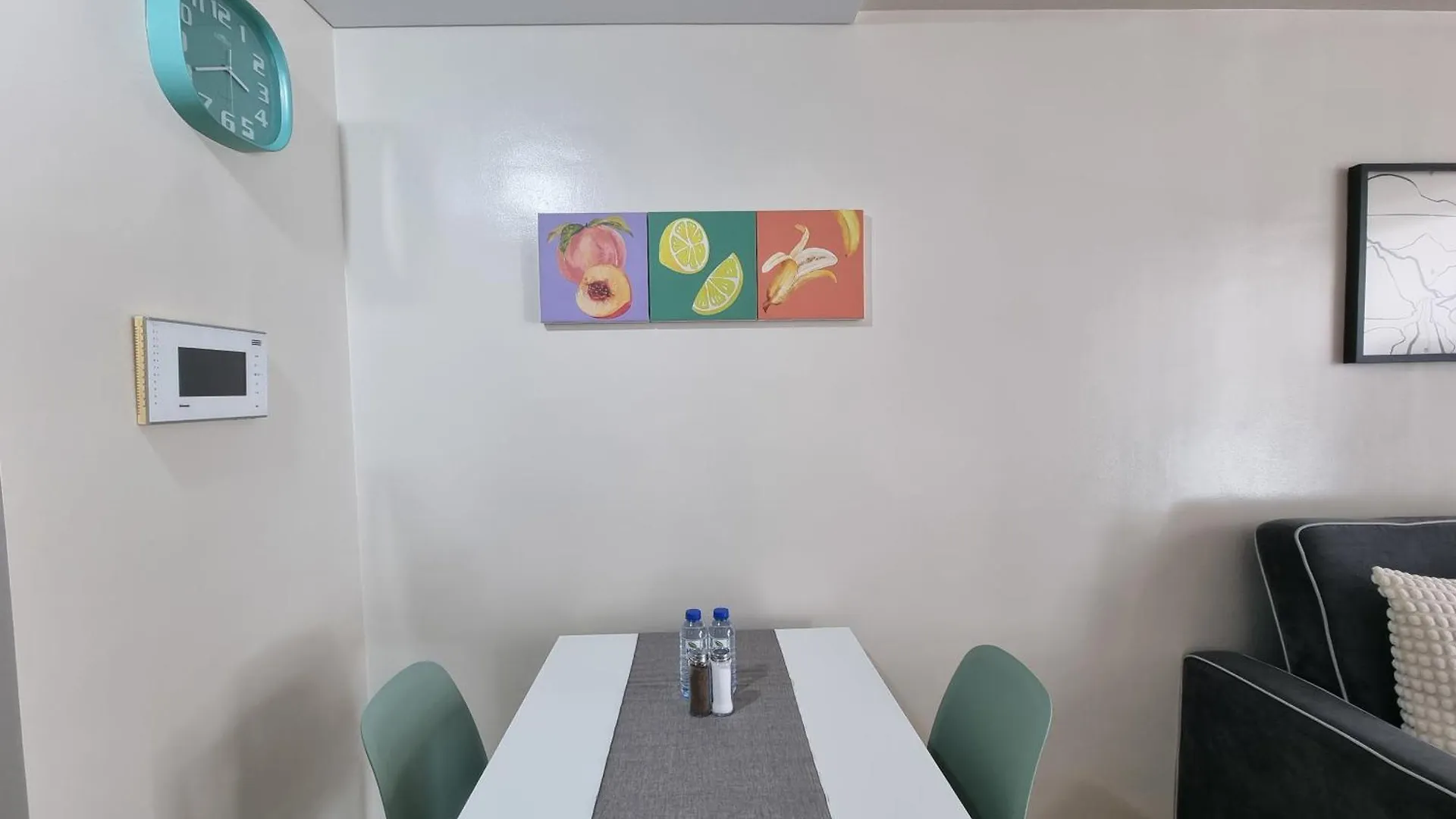 One Palm Tree Villas Manila Apartment