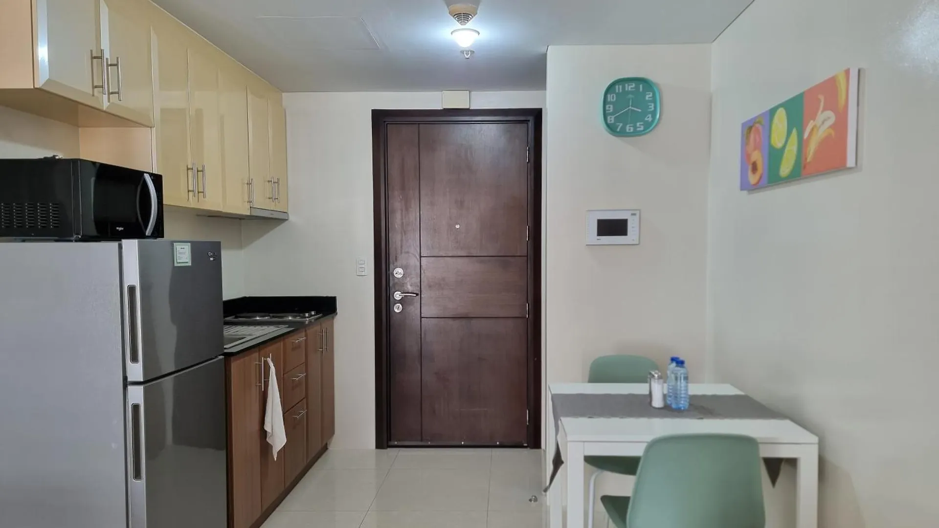 One Palm Tree Villas Manila 0*,