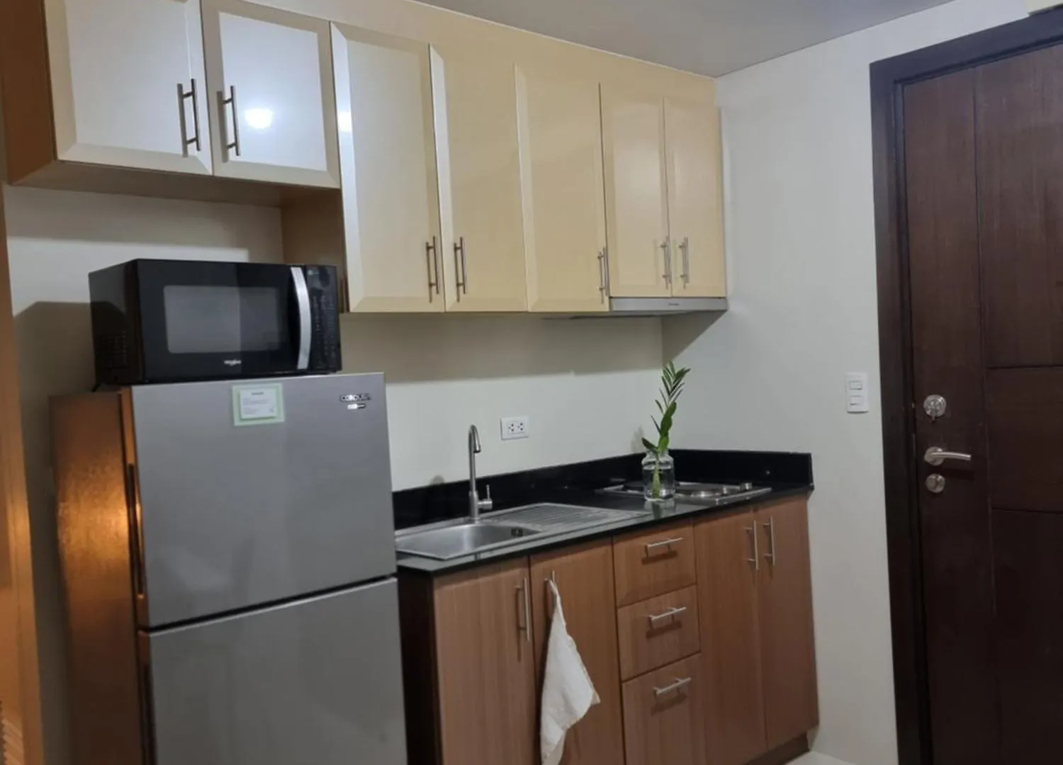 One Palm Tree Villas Manila Philippines