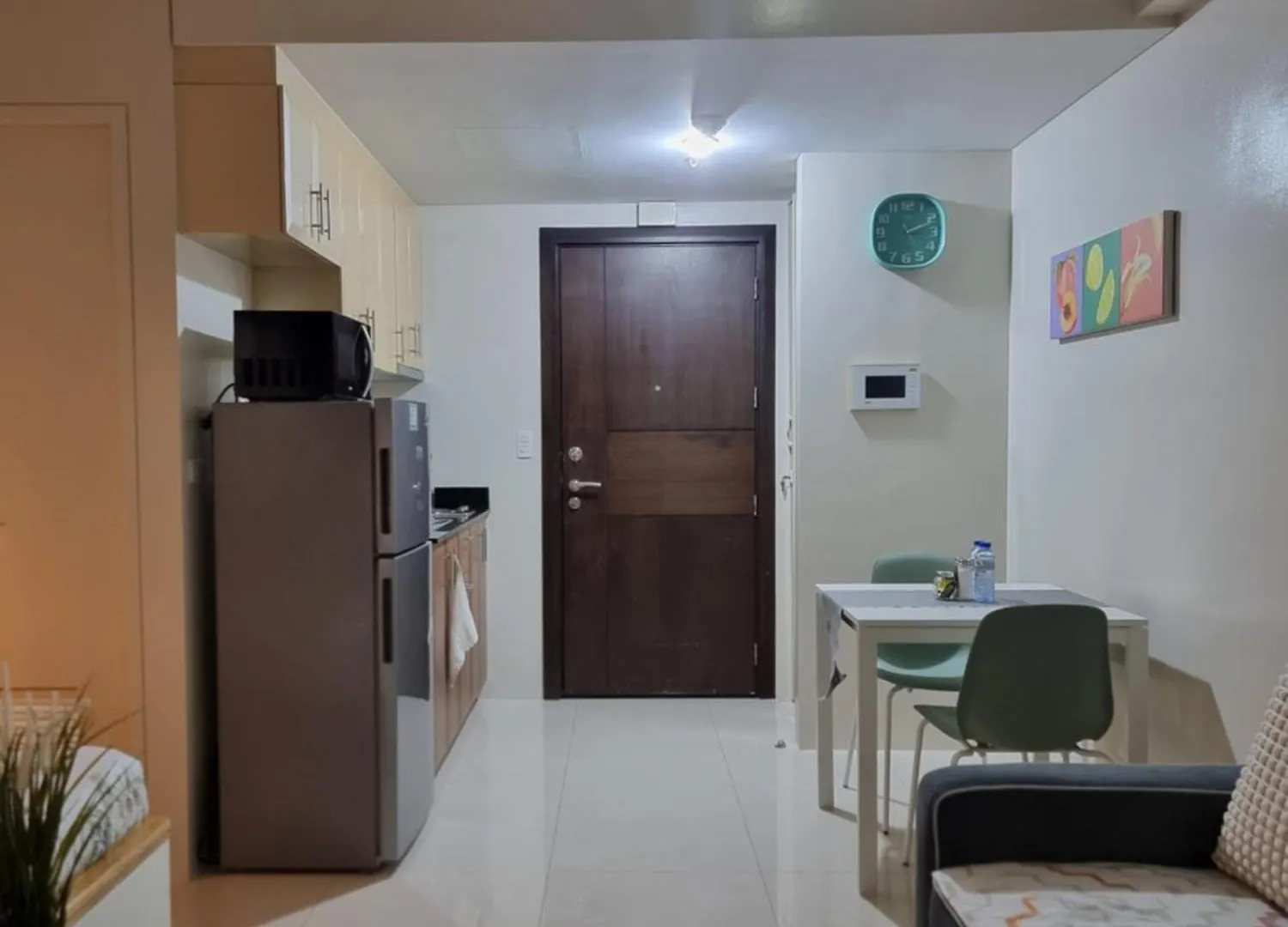One Palm Tree Villas Manila Apartment