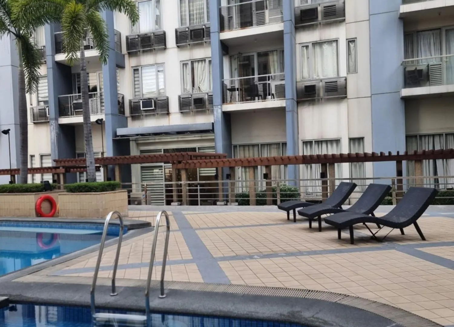 One Palm Tree Villas Manila Apartmán