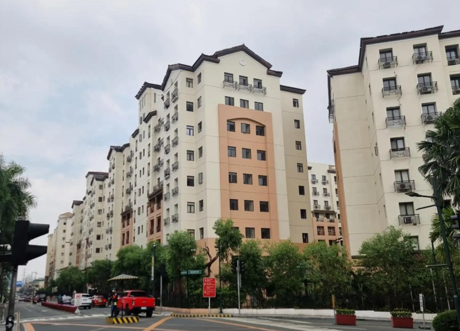 One Palm Tree Villas Manila Filipíny